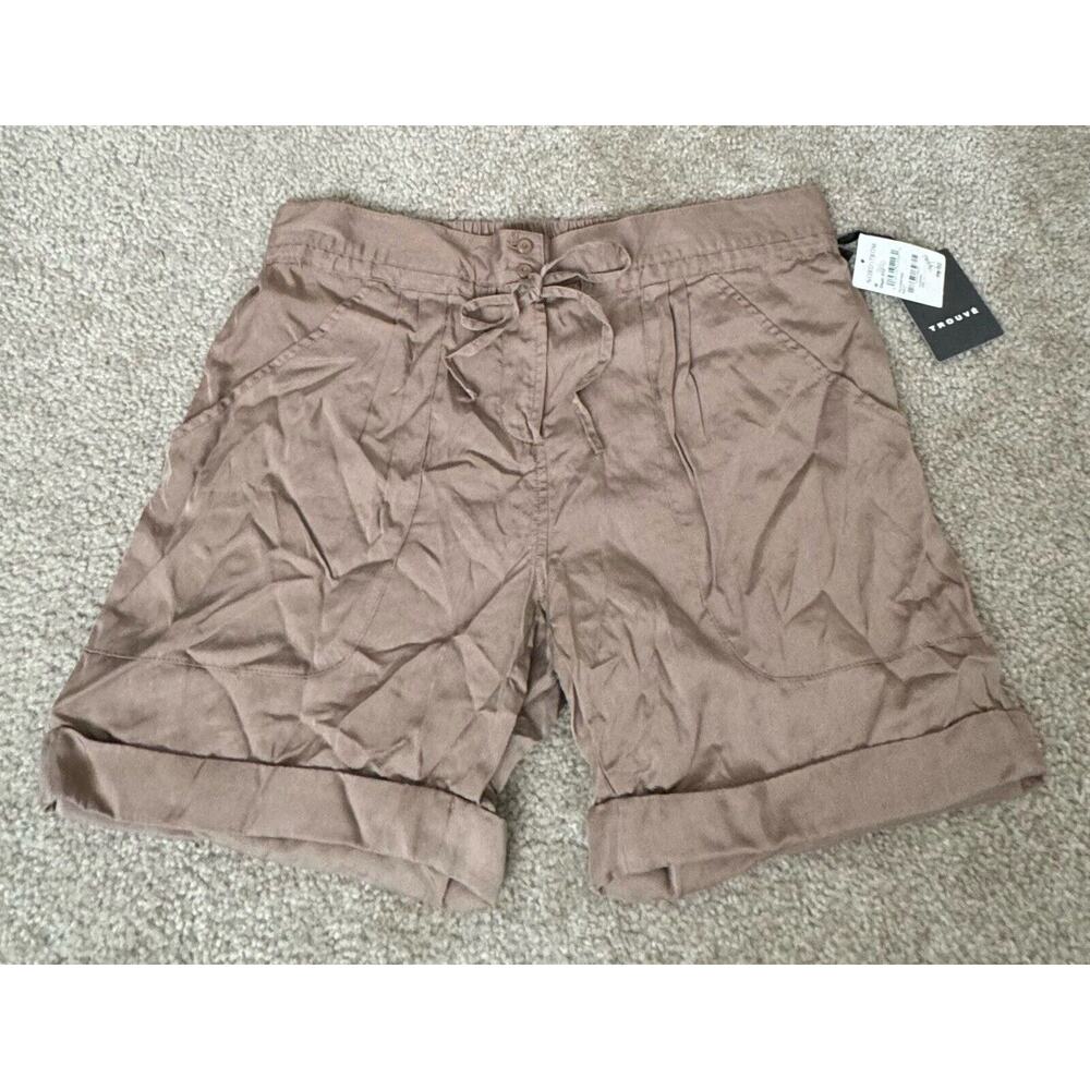 Trouve Super Soft NEST Shorts Brown Women’s Size Medium Brand New NWTs